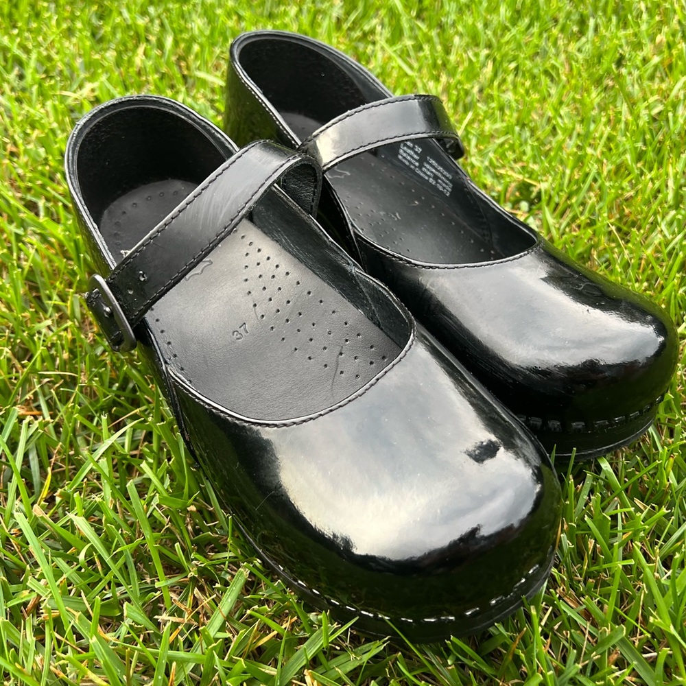 DANSKO Black Patent Leather “Marcelle” Mary Jane Clogs, Size 37